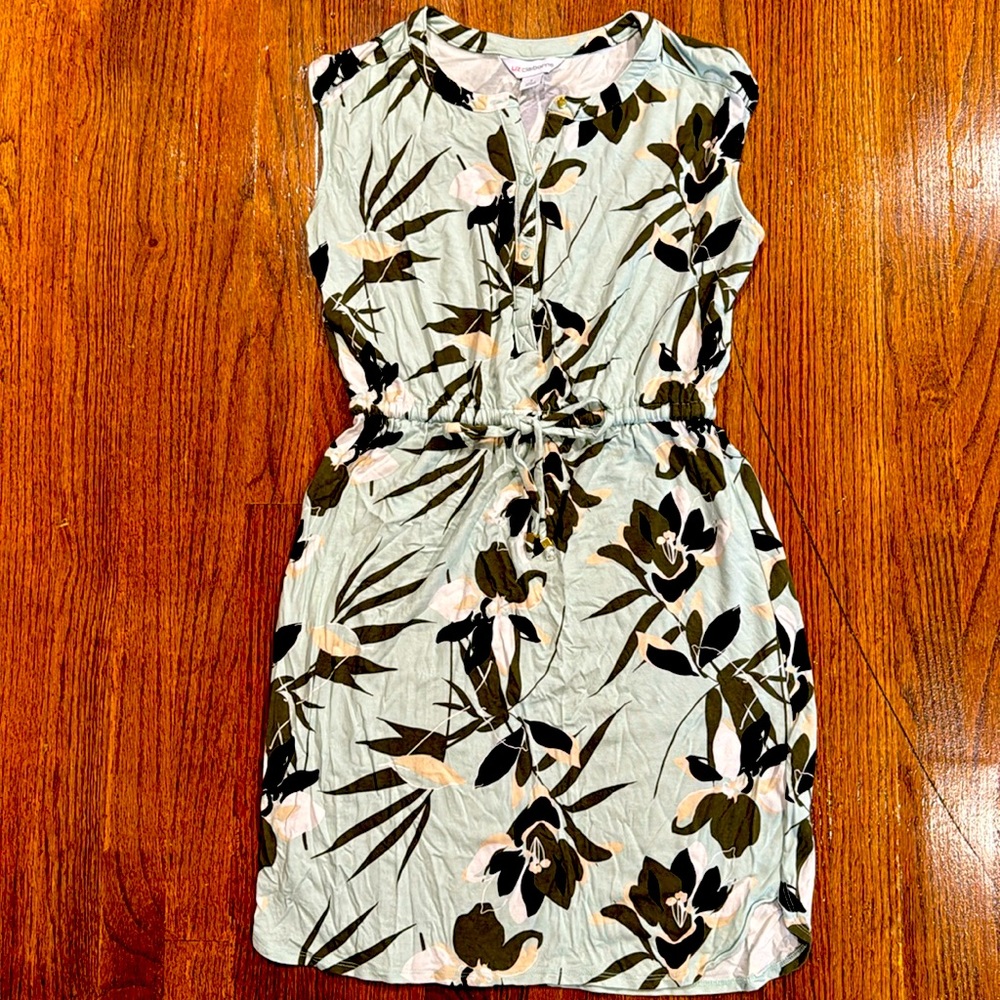 Floral lightweight summer dress